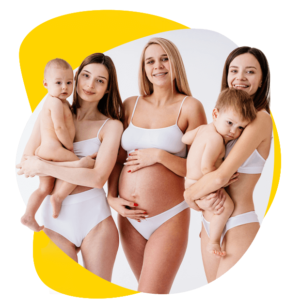 Szczęśliwe kobiety trzymające swoje dzieci oraz kobieta w ciąży